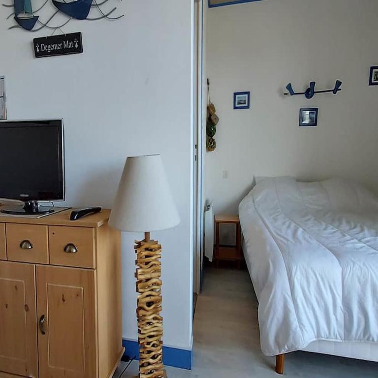Appartement studio 2 personnes dans résidence vue mer - One-Bedroom Apartment - 12