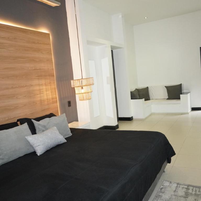 Dharma Hotel Boutique Spa - Deluxe Suite with Spa Bath - 5