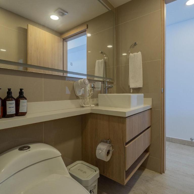 Suite 15th floor con vista mar y piscina CB1511 - Queen Suite - 16