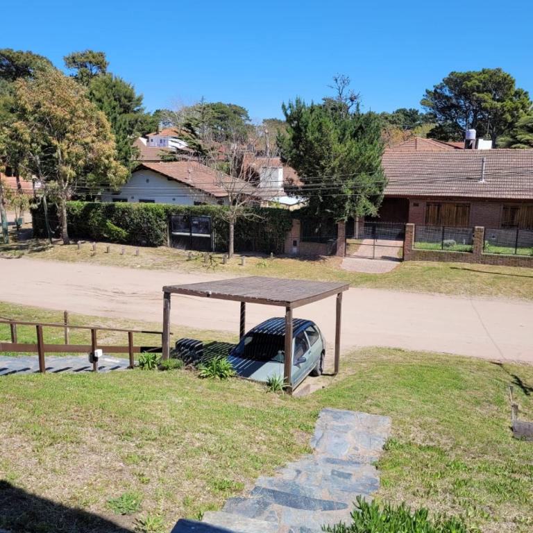 Los Dos Pinos - Three-Bedroom House - 1