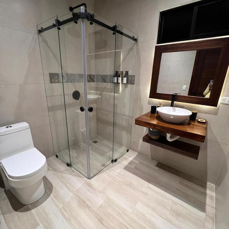 Azlins House - Two-Bedroom House - 6