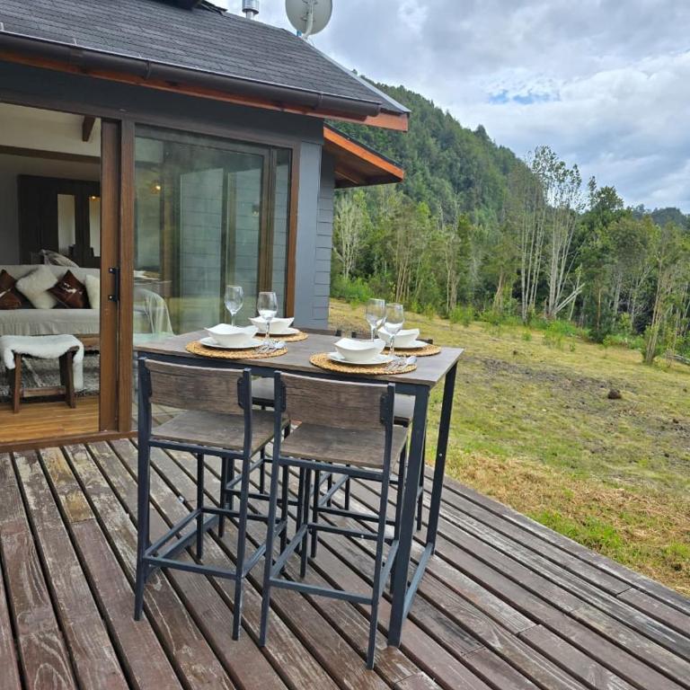 HOM I Cabaña La Ensenada vista parcial al Volcán - Vacation Home - 2