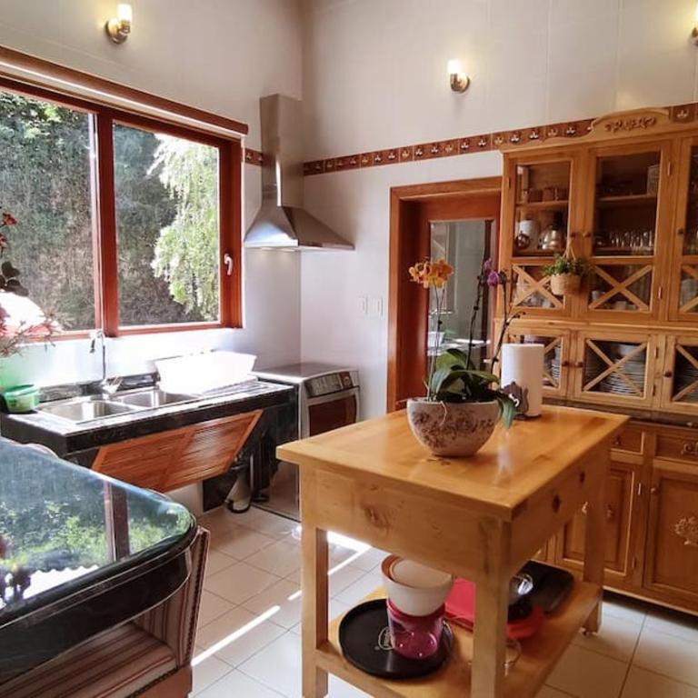Villa Las Flores - Three-Bedroom Villa - 3