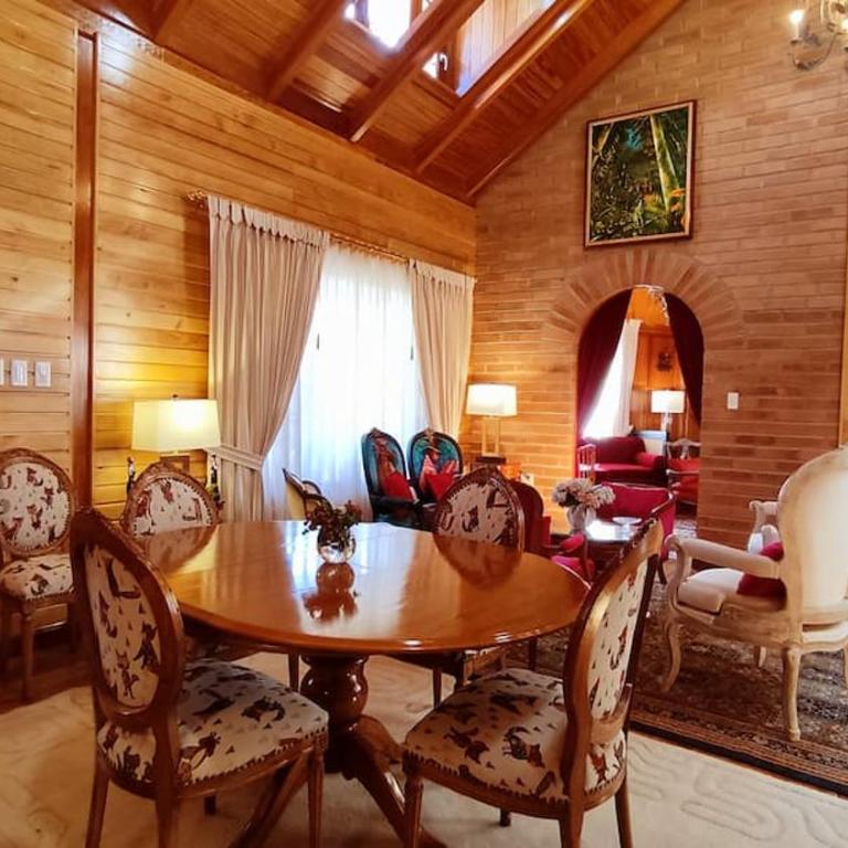 Villa Las Flores - Three-Bedroom Villa - 5