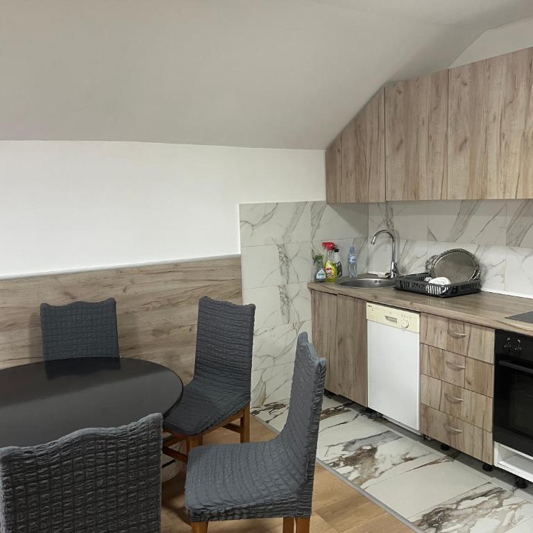 Beograd, Kotez - Apartman sa 1 Spavaćom Sobom - 3