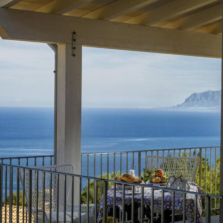 APT Marta in Villa Rosaria Vista Mare Zingaro - Appartamento - 9