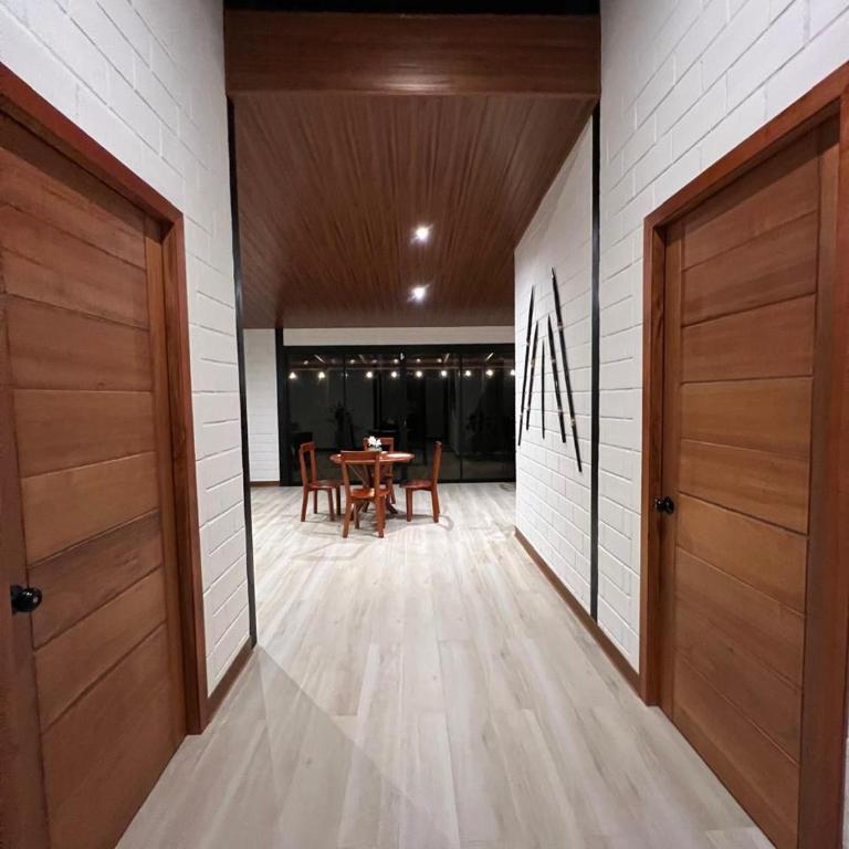 Azlins House - Three-Bedroom House - 11