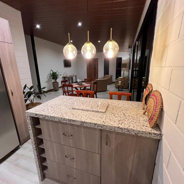 Azlins House - Three-Bedroom House - 12