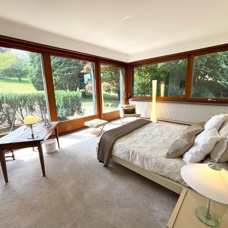 Evian villa with Lake Geneva views in 1960 mid-century modern style - Villa - 27