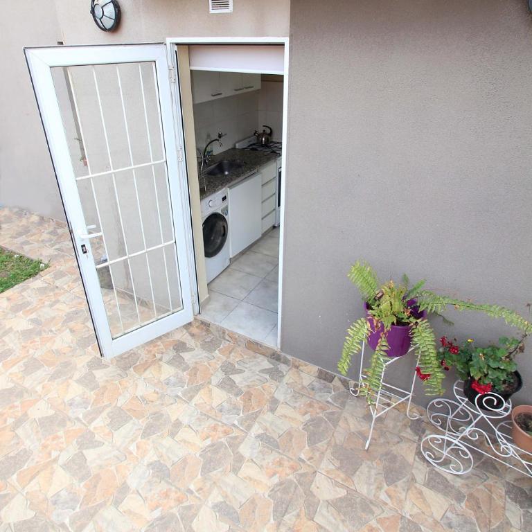 Casa espaciosa con garage - One-Bedroom House - 11