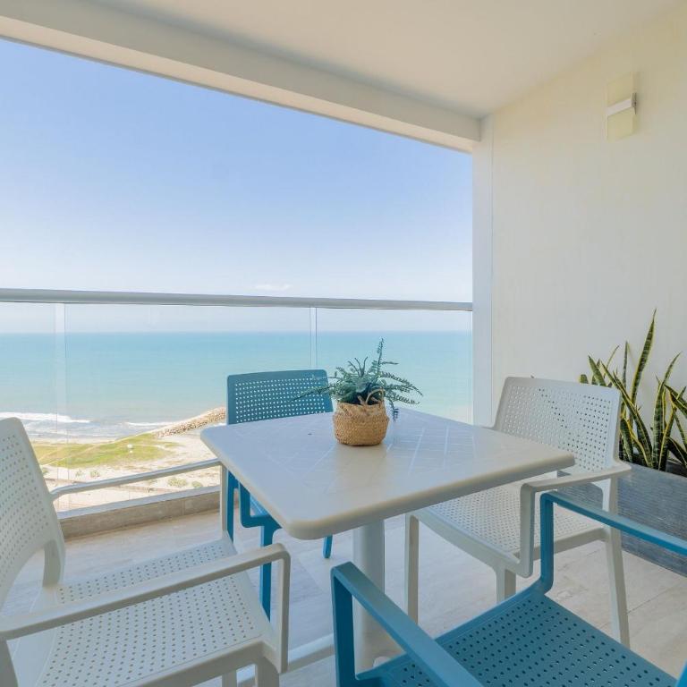 New exclusive beachfront condo - One-Bedroom Apartment with Balcony and Sea View - 21