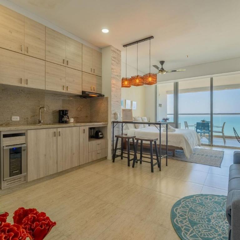 New exclusive beachfront condo - One-Bedroom Apartment with Balcony and Sea View - 30