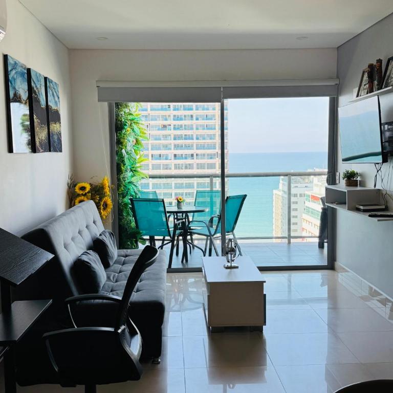 Vista Preciosa desde el piso 23 Apartamento frente al mar - One-Bedroom Apartment - 10