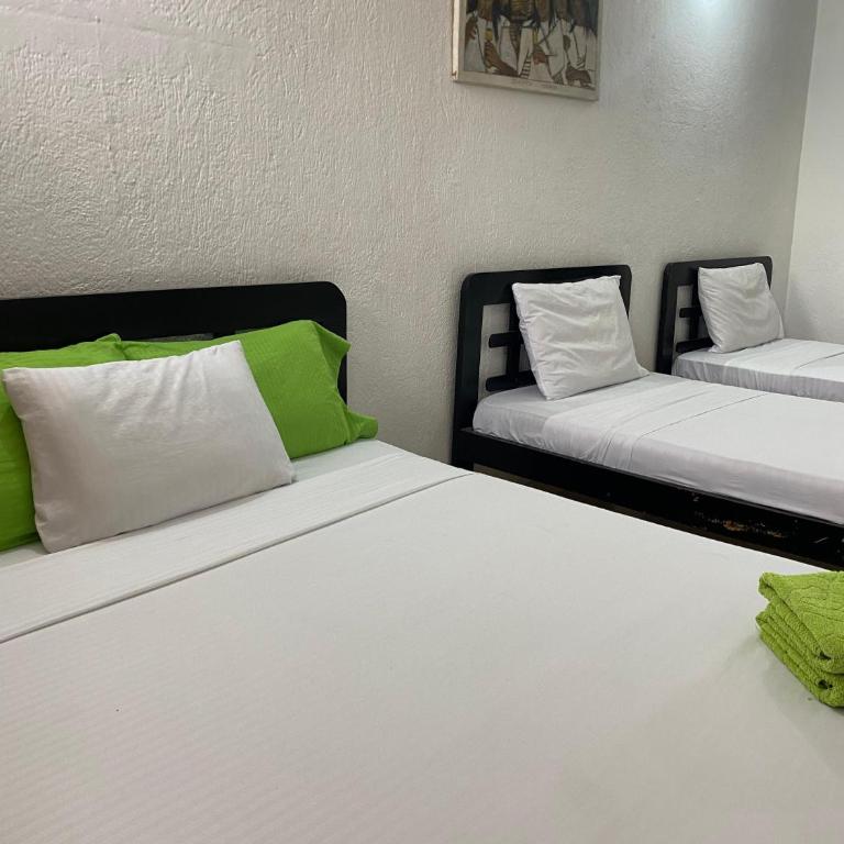 Hotel Casa Vieja - Quadruple Room - 5