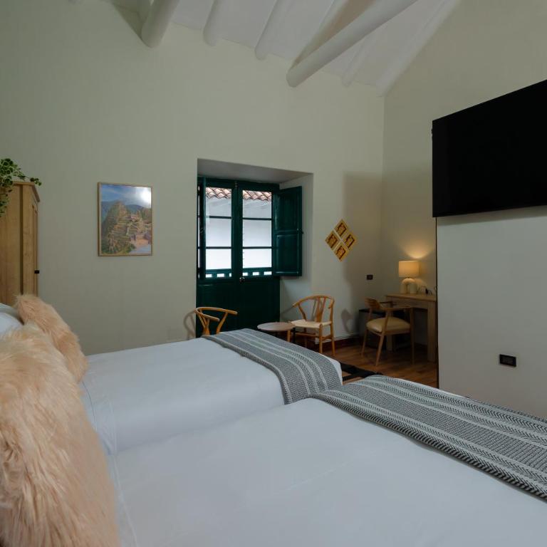 Hotel Hacienda Sonqori Centro Histórico - Deluxe Double or Twin Room with City View - 1