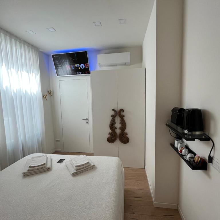 Casa Diaz - Double Room with Private Bathroom - 3