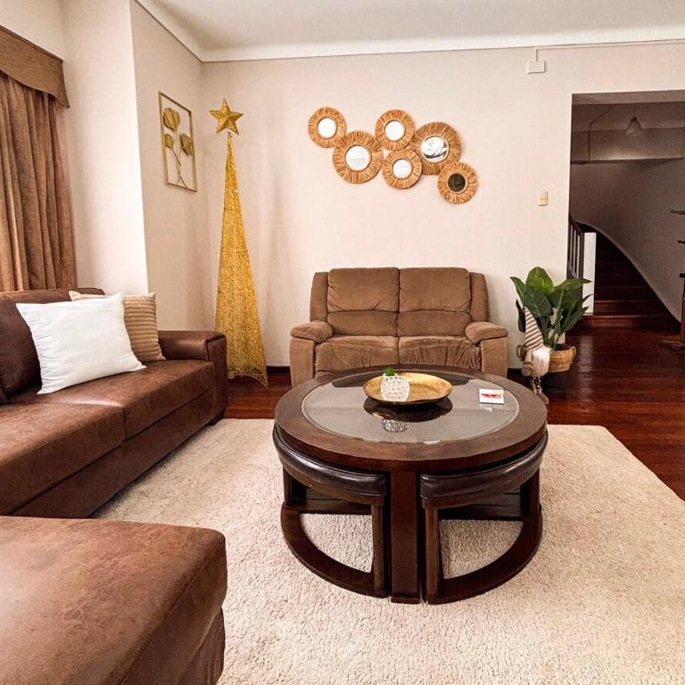 Gran casa familiar en el corazón de Viña del Mar - Four-Bedroom Vacation Home - 1