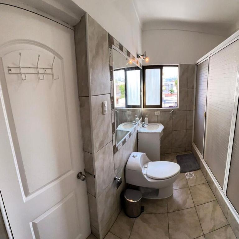 Gran casa familiar en el corazón de Viña del Mar - Four-Bedroom Vacation Home - 14