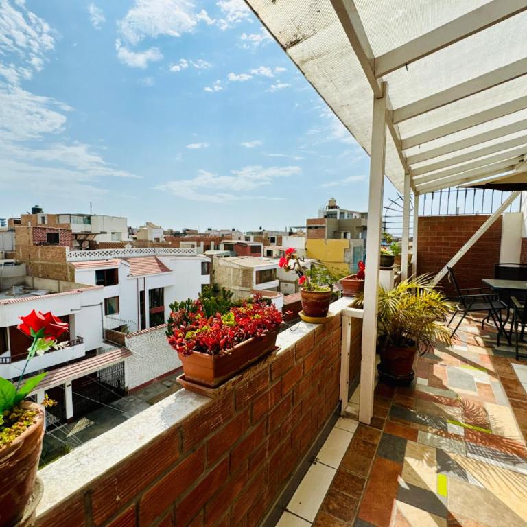 Minidepa en tercer piso Urb La Merced Tercera Etapa - One-Bedroom Apartment - 12