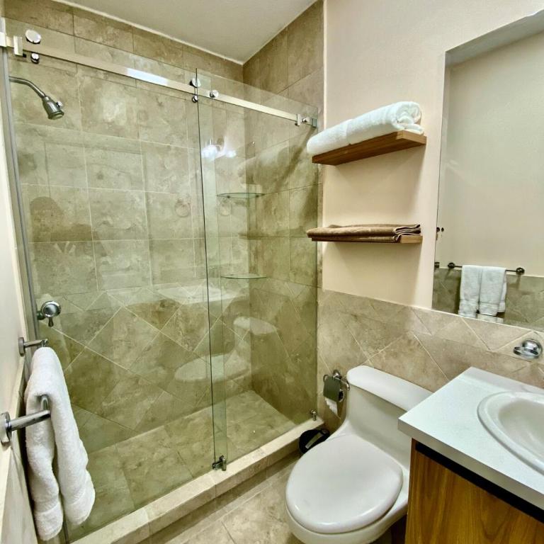 Moderno departamento en Quito - Two-Bedroom Apartment - 11