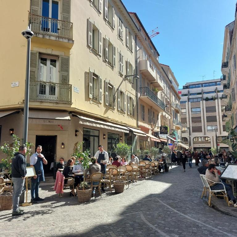 Le Clairfontaine - Stylish city-centre accommodation in Cannes - Sea view - Perfect for work and relaxation - 10 min walking distance of Palais des festivals and beaches - Apartment mit 1 Schlafzimmer - Meerseite - 45