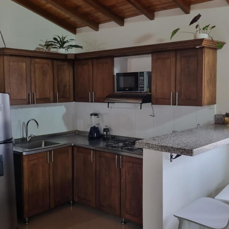 Apartamento central en Guatape - 2 habitaciones - 2 baños - Ideal familias - Apartamento de 2 dormitorios con vistas a la ciudad - 8