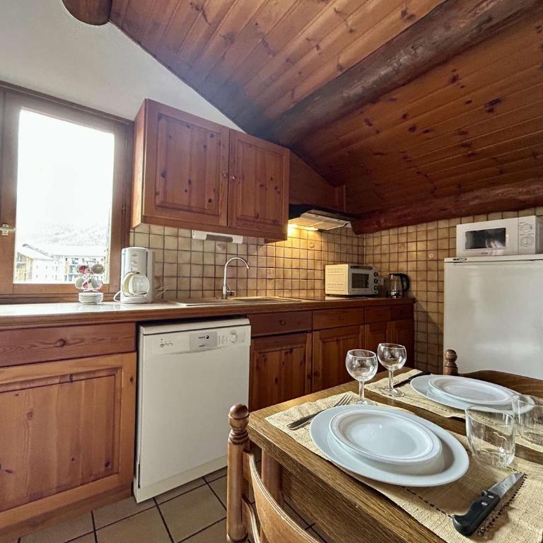 Charmant Appartement 3 Pièces, 4 Couchages à La Salle-les-Alpes - FR-1-330F-249 - Maison de Vacances - 7