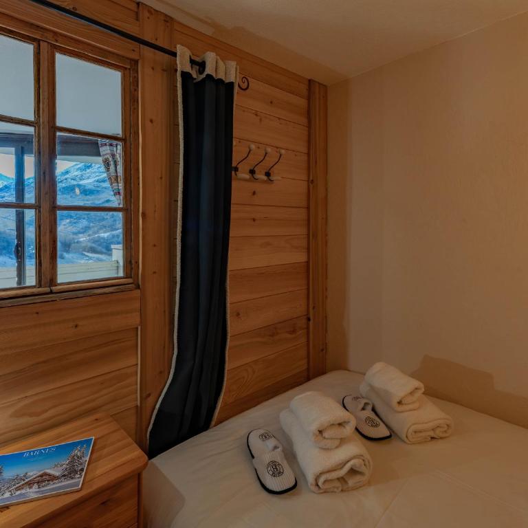 Chalet cosy avec balcon aux Belleville - FR-1-613B-53 - Apartment - 11