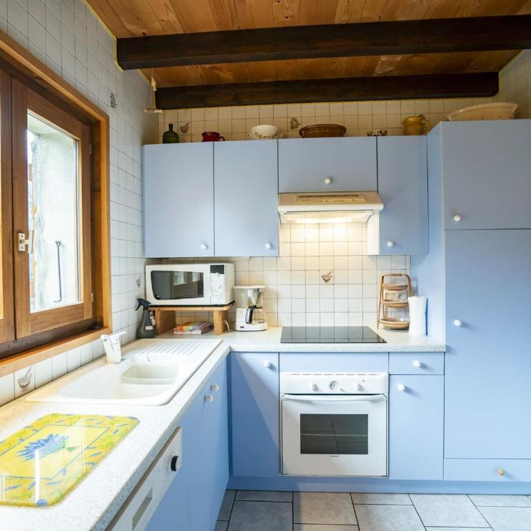 Chalet Coquet pour 5 Pers. à Châtel - FR-1-676-250 - Chalet - 7