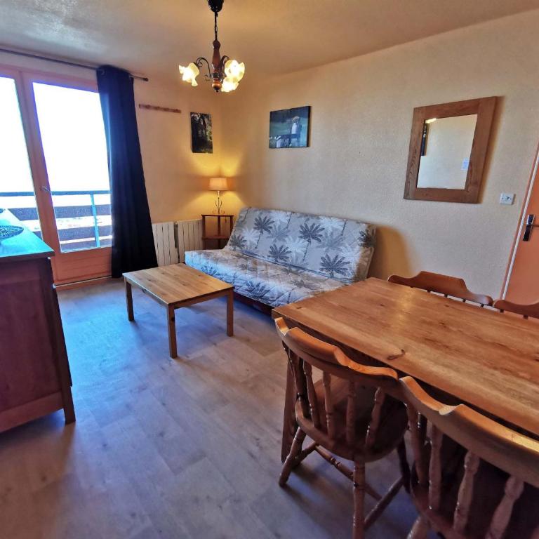 Appart 2 chambres au pied des pistes, balcon et ascenseur - Appartement 2 Chambres - 4