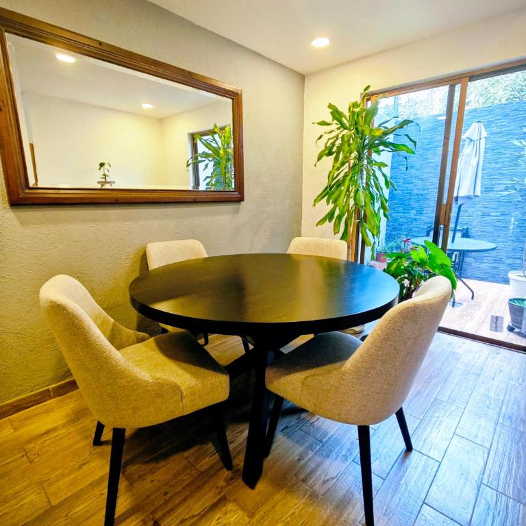 Casa Noriux en Gdl - Deluxe Queen Room - 1