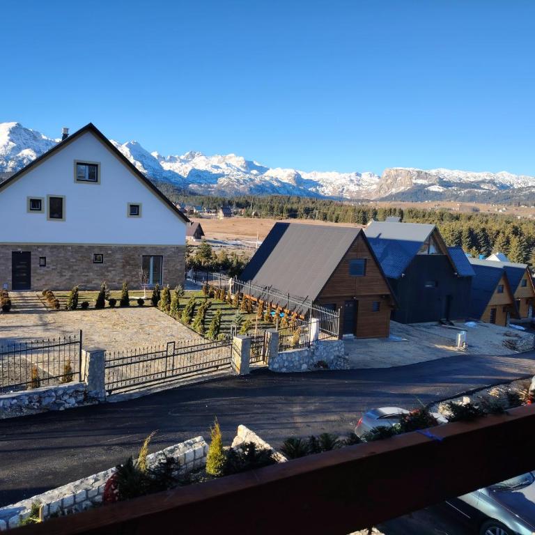 Durmitor sky - Two-Bedroom House - 27