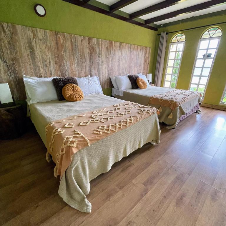 ANCESTRAL GLAMPING - Family Suite with Balcony - 2