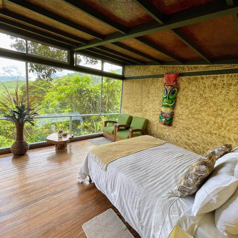 ANCESTRAL GLAMPING - One-Bedroom Chalet - 3