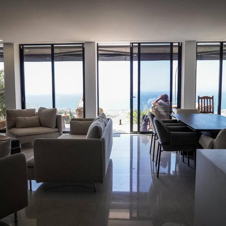 Luxury Oasis in Costa Adeje - Villa - 3