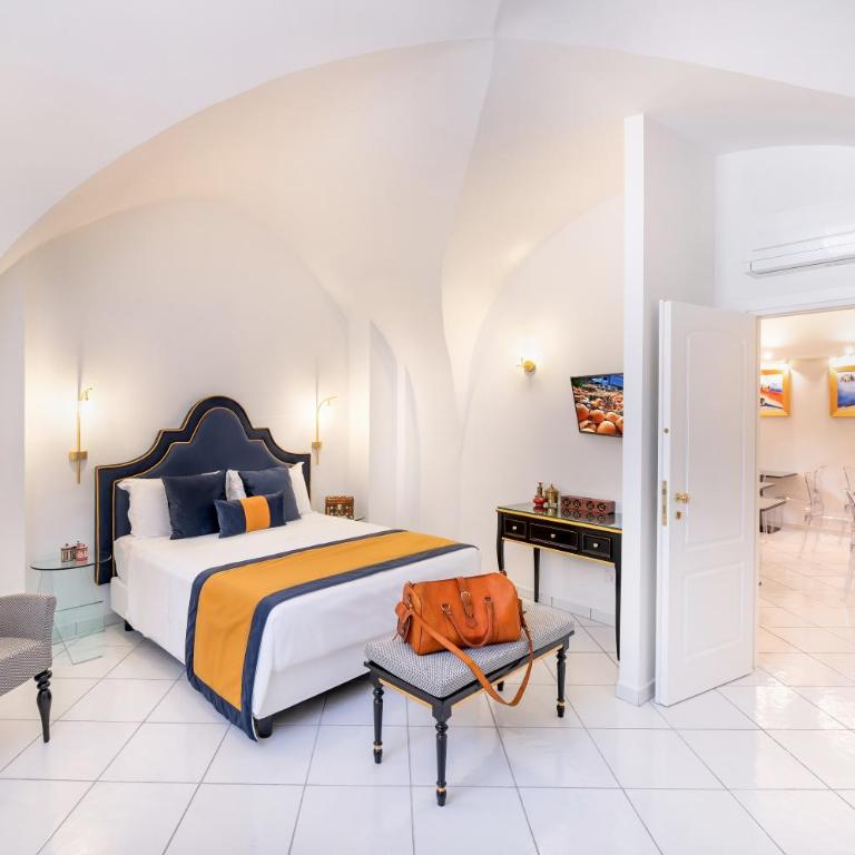 Amalfi Resort Rooms with pool - Deluxe Room - 5