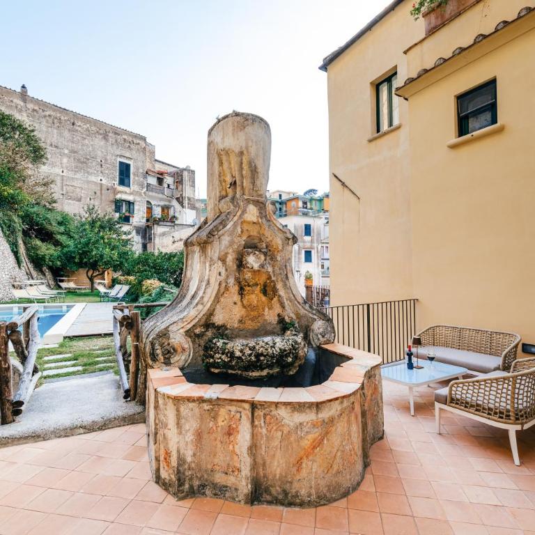 Amalfi Resort Rooms with pool - King Room - 17