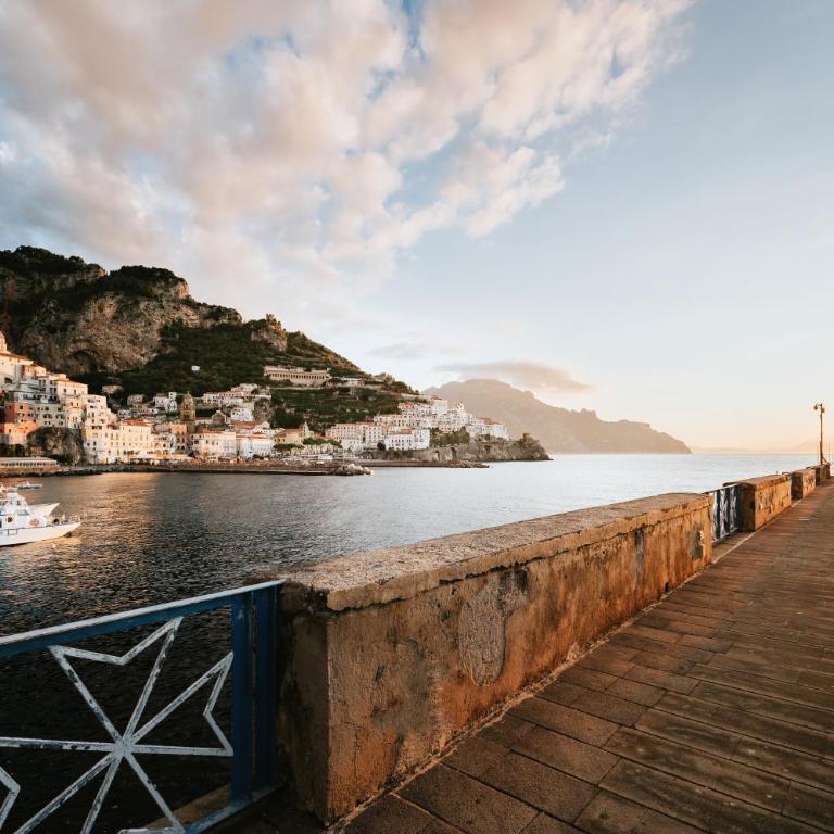 Amalfi Resort Rooms with pool - Double Room - 33