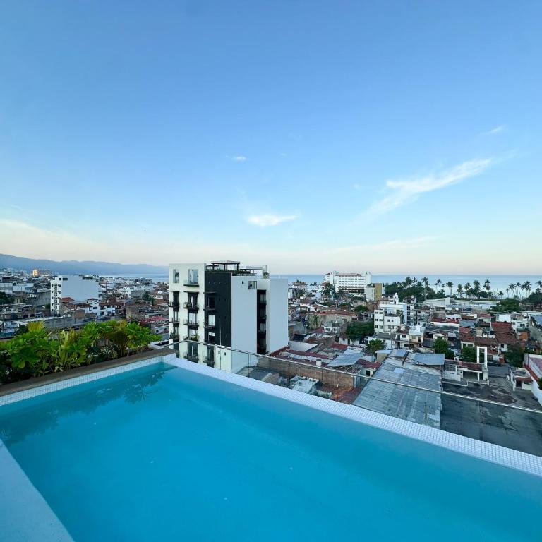 VREDE - Modern Ocean View - Great Rooftop Amenities - One-Bedroom Apartment - 42