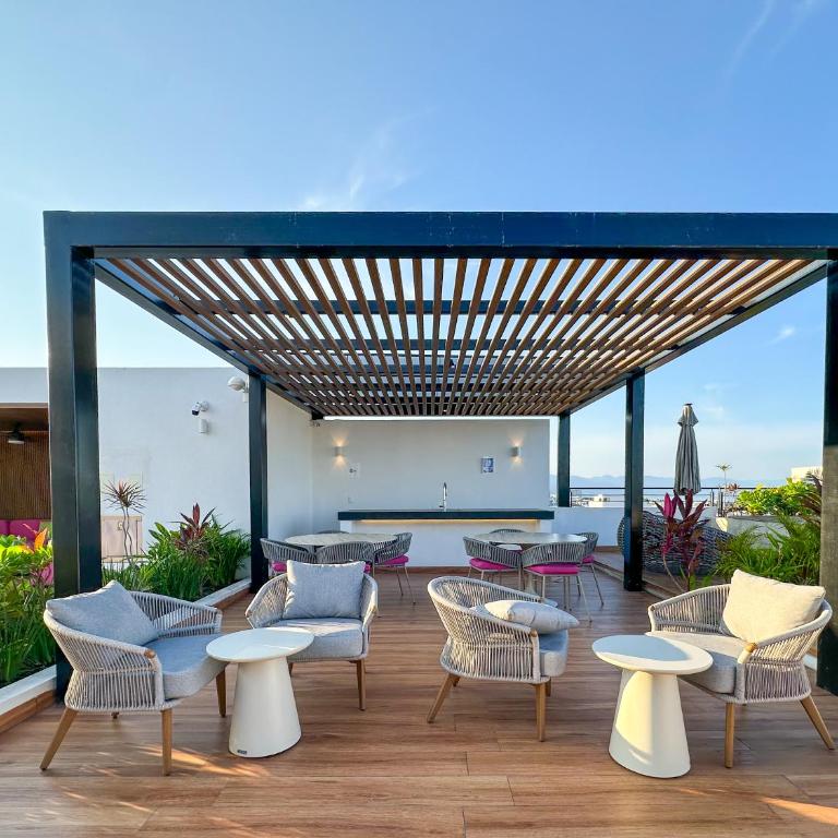 VREDE - Modern Ocean View - Great Rooftop Amenities - One-Bedroom Apartment - 46