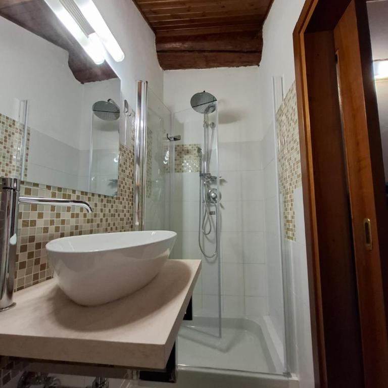 Isola one - One-Bedroom Apartment - 7