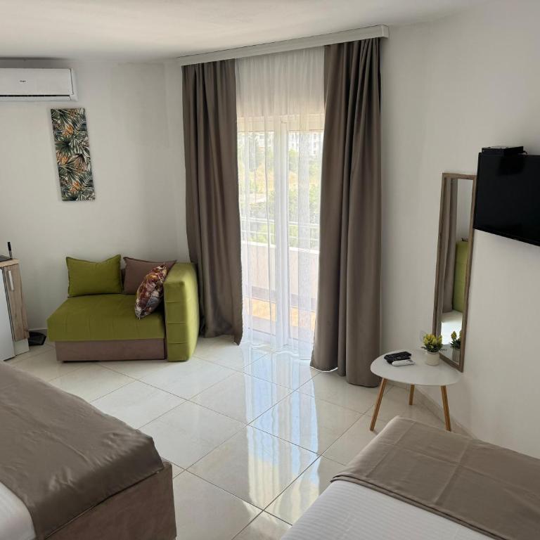 Apartments Vila Sara M - Deluks Trokrevetna Soba - 4