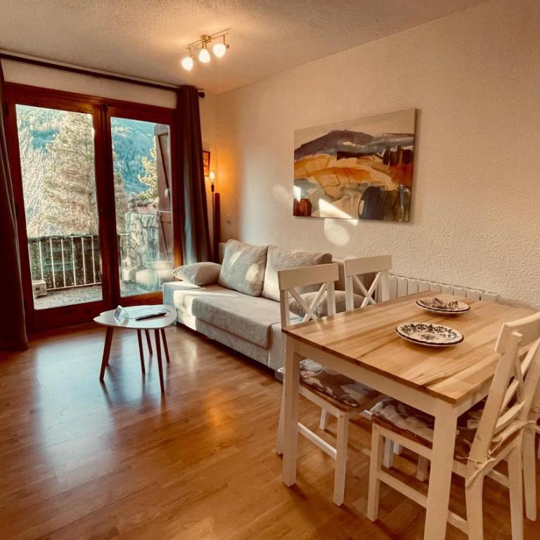 C20 - Alojamiento en Edif. Pirineos Cerler - Villmor - Apartment mit 1 Schlafzimmer - 4
