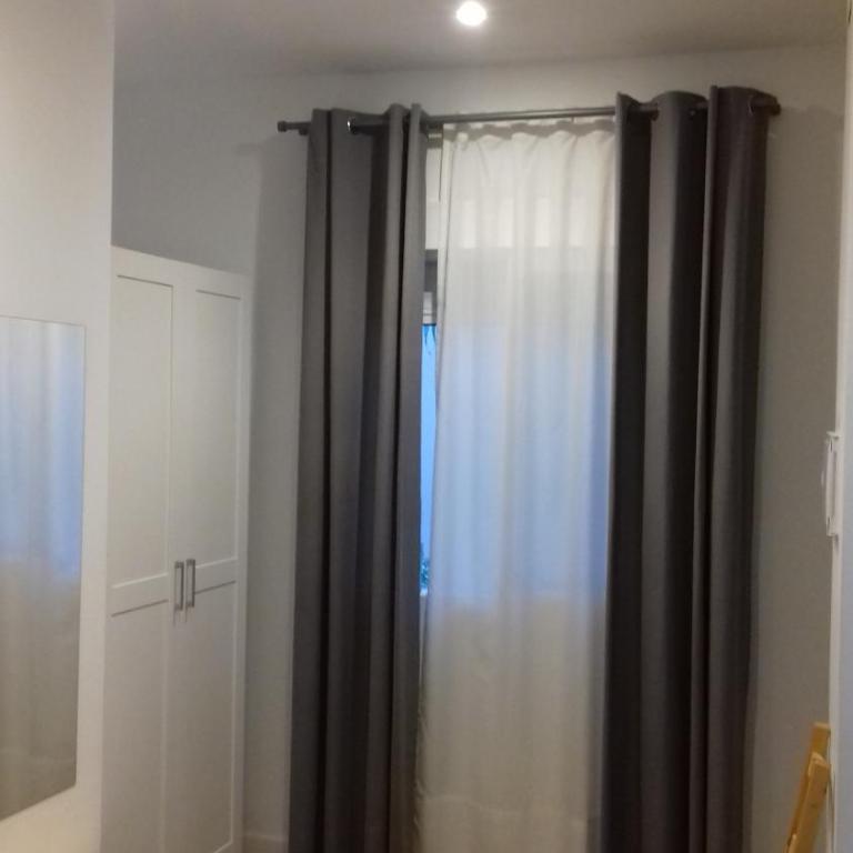 Hotel Smile & Co Hostal Boutique - Economy Double Room - Ground Floor - 8
