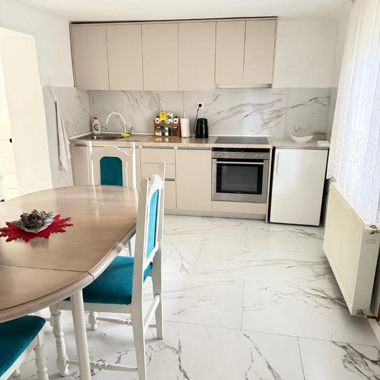 Apartman DIJANA BANJA LUKA - Apartman sa 2 Spavaće Sobe - 1