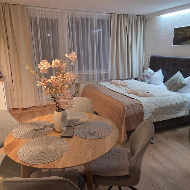 Wildwood Lodge Ferienwohnung mit Wellness - Studio mit Terrasse - 1