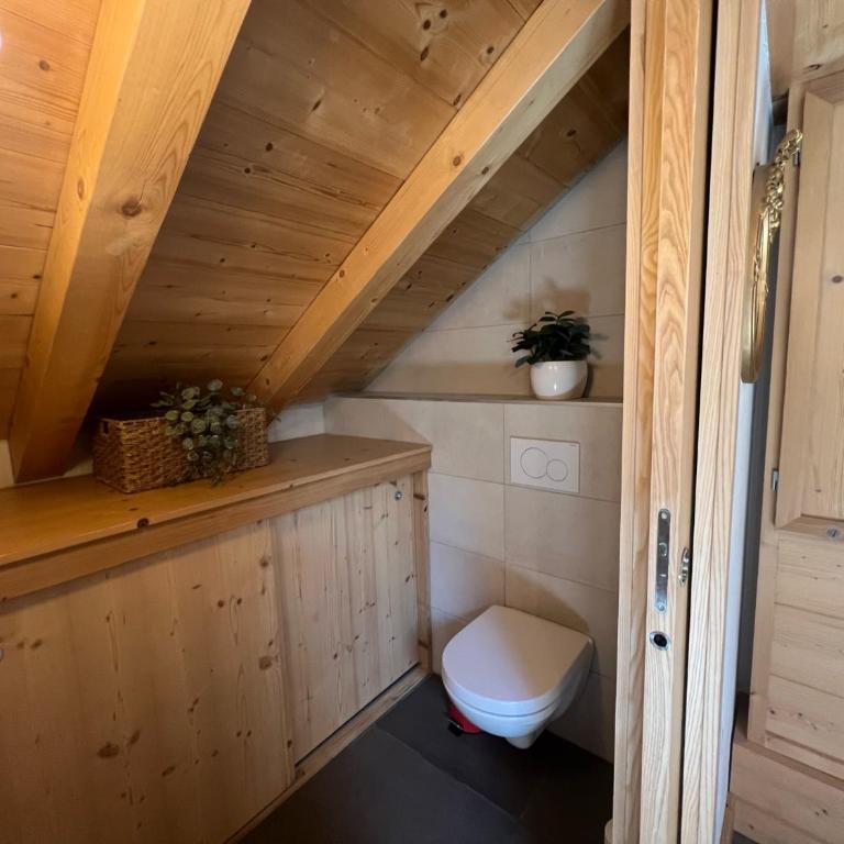 Chamonix Trailside Town Apartments - Two-Bedroom Loft Apartment - 9
