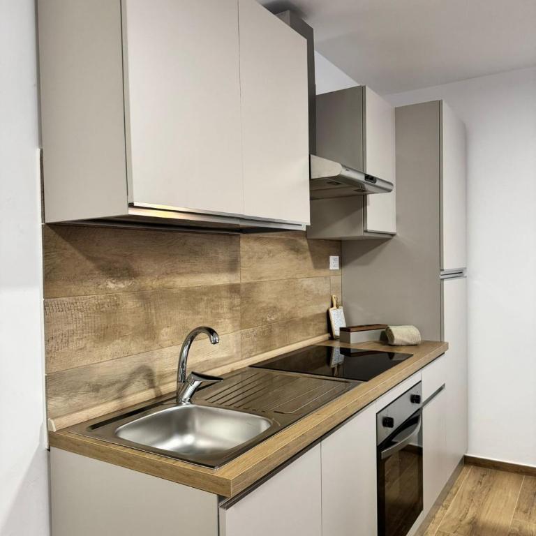 Cima Bianca Suite - Appartamento con 2 Camere da Letto - 13