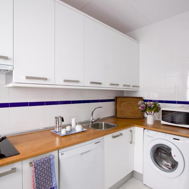 Apartamentos Plaza Pilatos - Ático - Apartamento con terraza - 20