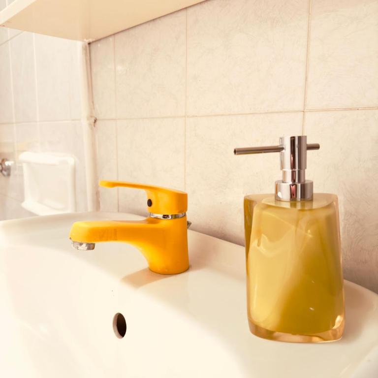 Leone Di San Marco - Camera Queen con Bagno in Comune - 11